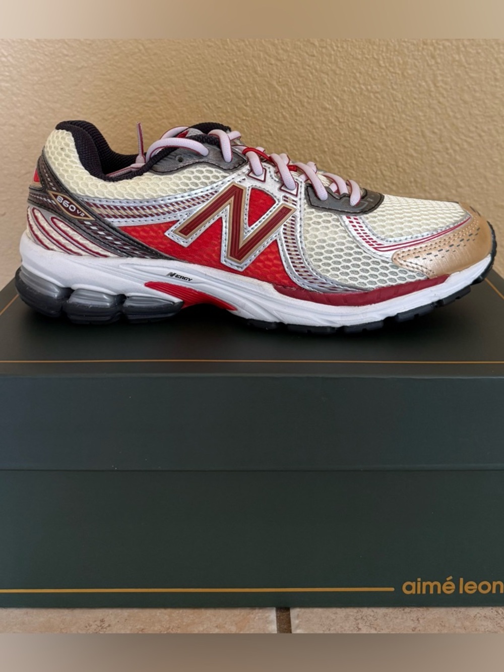 New Balance 860v2 Aime Leon Dore Red ALD 8.5 In Box & Extra Laces and Dust Bag